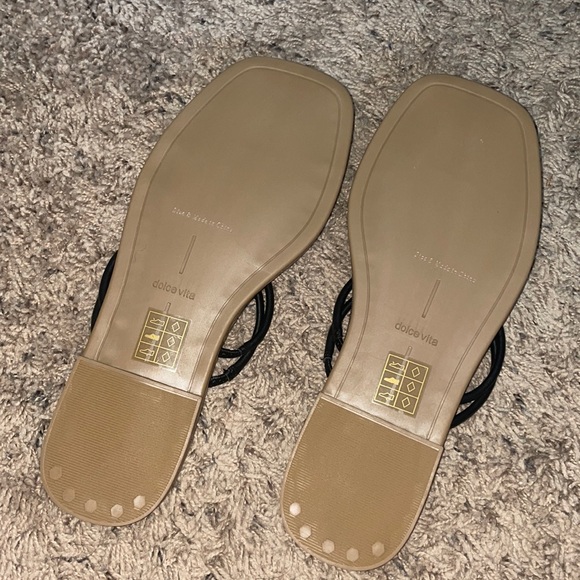 BRAND NEW never worn Dolce Vita Sandals - Picture 4 of 11